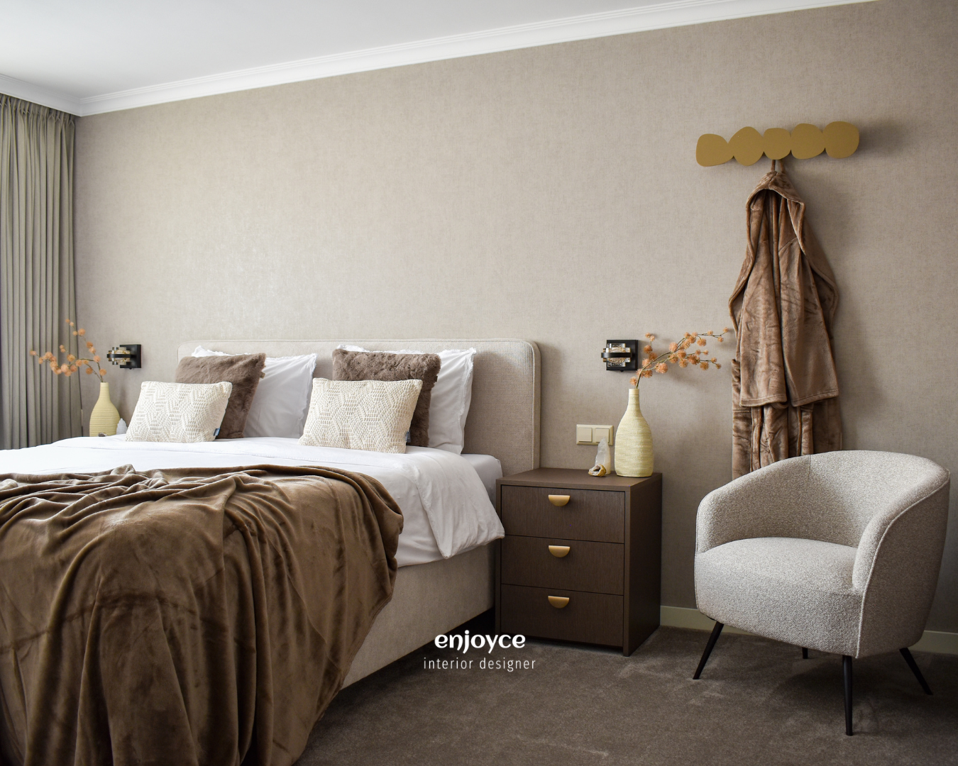 Over Enjoyce Interior Design