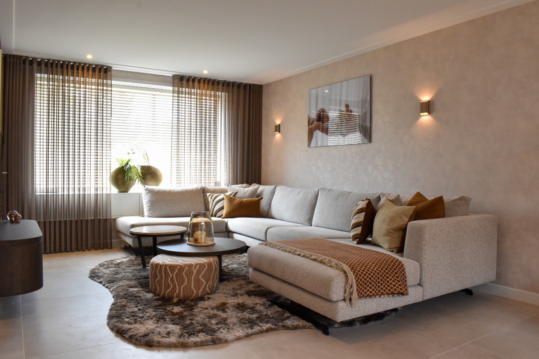 Over Enjoyce Interior Design